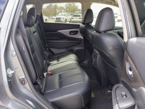 Used 2023 Nissan Murano SV image 7
