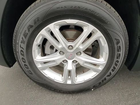 Used 2021 GMC Terrain SLE w/ Driver Convenience Package image 8