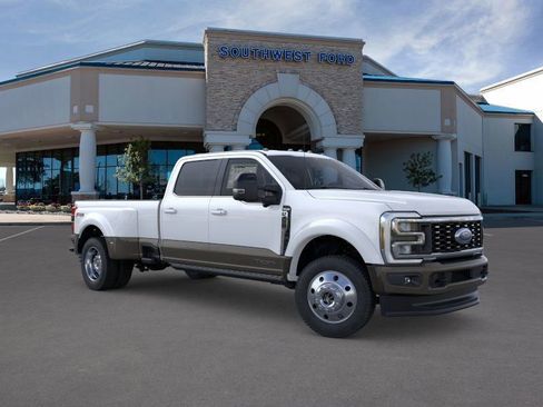 New 2026 Ford F450 King Ranch w/ FX4 Off-Road Package image 7