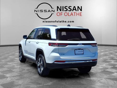 Used 2022 Jeep Grand Cherokee Limited 4xe AWD/4WD image 3