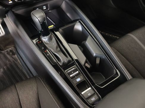 Used 2025 Honda Accord Sport image 8
