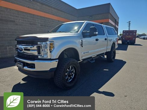 Used 2019 Ford F250 XLT AWD/4WD image 4