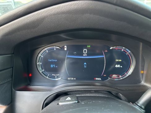 Used 2019 Cadillac Escalade Premium Luxury w/ LPO, Radiant Package image 6