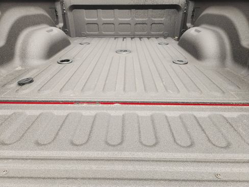 New 2026 RAM 2500 Laramie AWD/4WD image 26