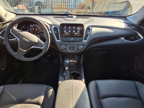Used 2022 Chevrolet Malibu Premier image 11