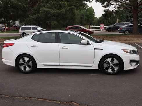 Used 2013 Kia Optima EX FWD image 3
