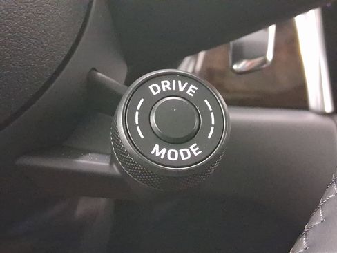 New 2026 Porsche Macan S image 19