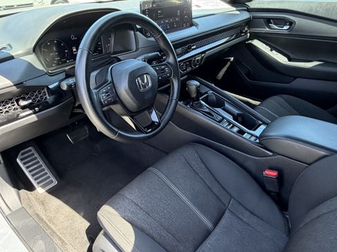 Used 2025 Honda Accord Sport image 26