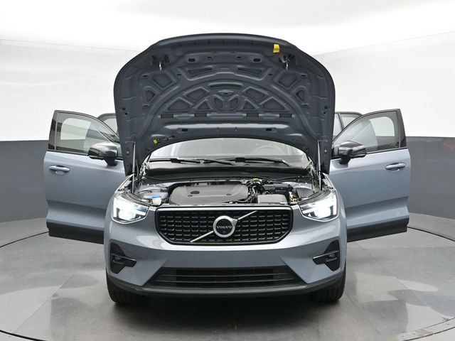 Used 2023 Volvo XC40 B5 Ultimate w/ Protection Package Premier AWD/4WD image 54