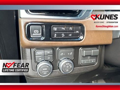 Used 2026 GMC Yukon XL Denali Ultimate w/ LPO, Floor Liner Package AWD/4WD image 41