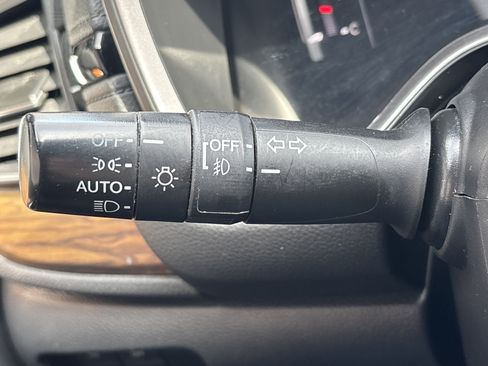 Used 2019 Honda CR-V EX image 29