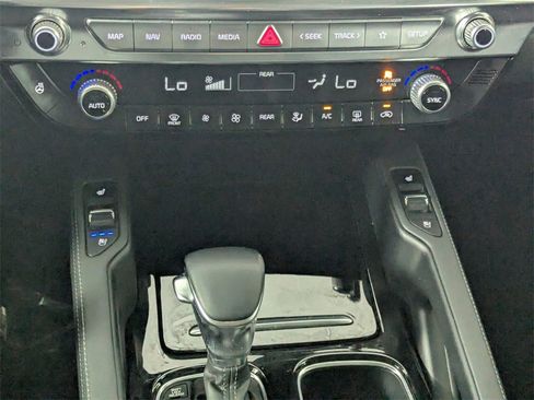 Used 2022 Kia Telluride EX w/ EX Premium Package image 20