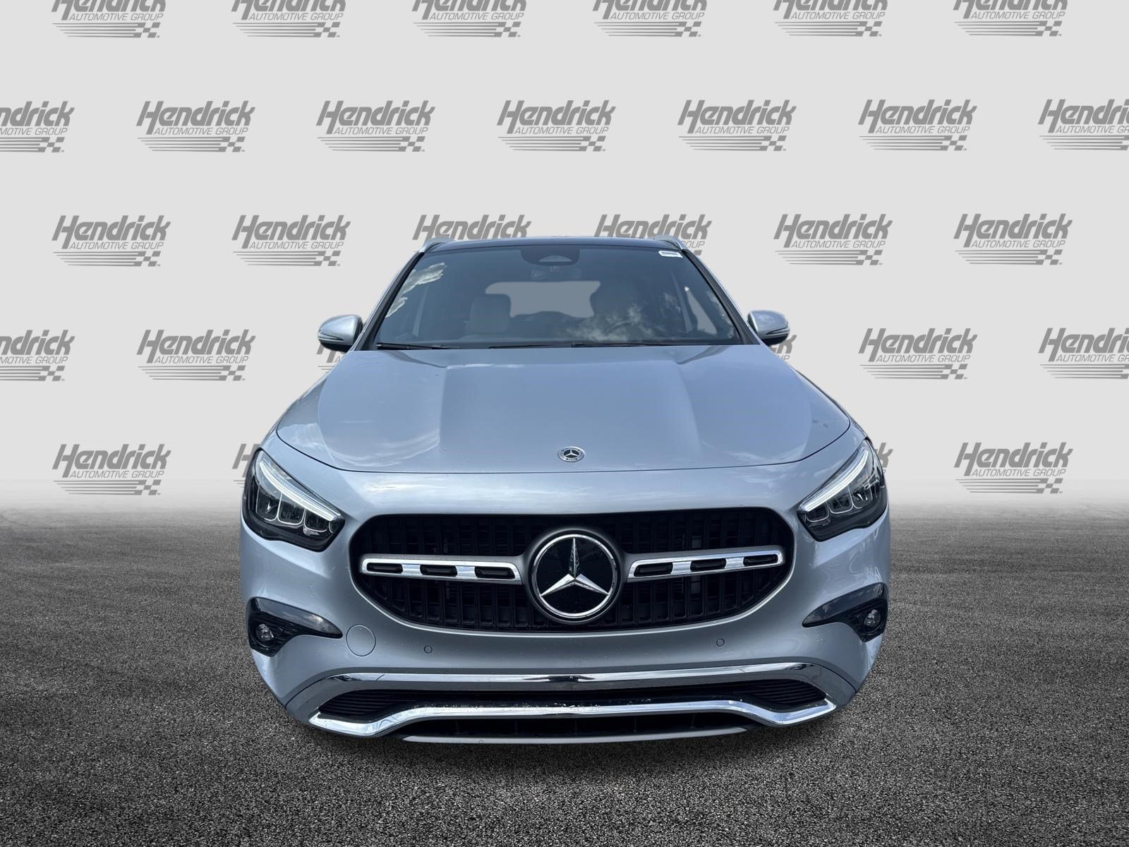 Used 2026 Mercedes-Benz GLA 250 4MATIC image 2