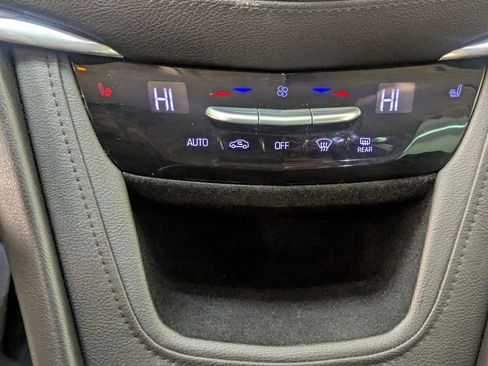 Used 2017 Cadillac XT5 Luxury w/ Driver Awareness Package image 27