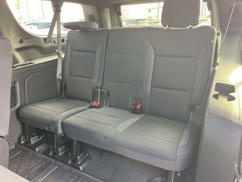 New 2026 Chevrolet Suburban LS RWD image 19