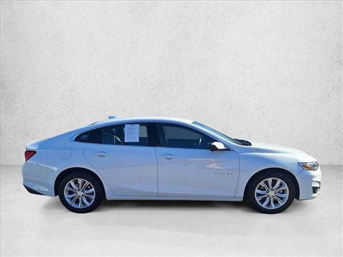 Used 2024 Chevrolet Malibu LT image 4