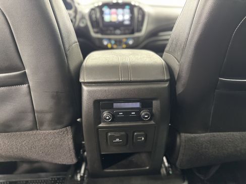 Used 2019 Chevrolet Traverse LT w/ LT Premium Package image 29