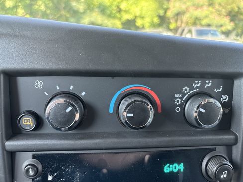 New 2025 Chevrolet Express 2500 w/ Driver Convenience Package image 21