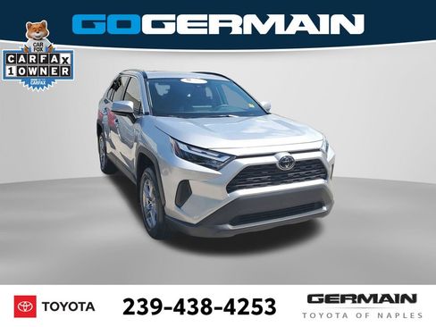 Used 2025 Toyota RAV4 XLE w/ Convenience Package FWD image 5