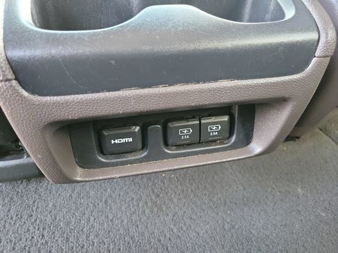 Used 2019 Honda Odyssey Elite image 17