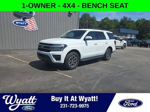 Used 2023 Ford Expedition XLT AWD/4WD image 1