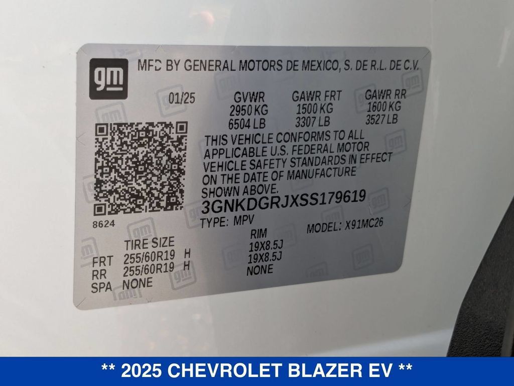 New 2025 Chevrolet Blazer EV LT AWD/4WD image 32