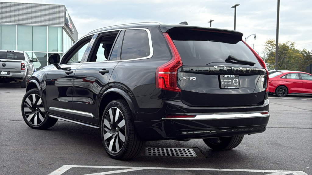 Certified 2024 Volvo XC90 T8 Ultimate AWD/4WD image 5