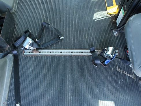 Used 2007 Ford E-250 and Econoline 250 RWD image 14