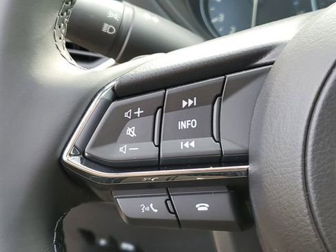 New 2025 MAZDA CX-5 Signature image 11