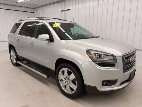 Used 2017 GMC Acadia Limited SLT AWD/4WD image 2
