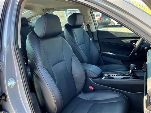 Certified 2025 Honda Accord Touring image 7