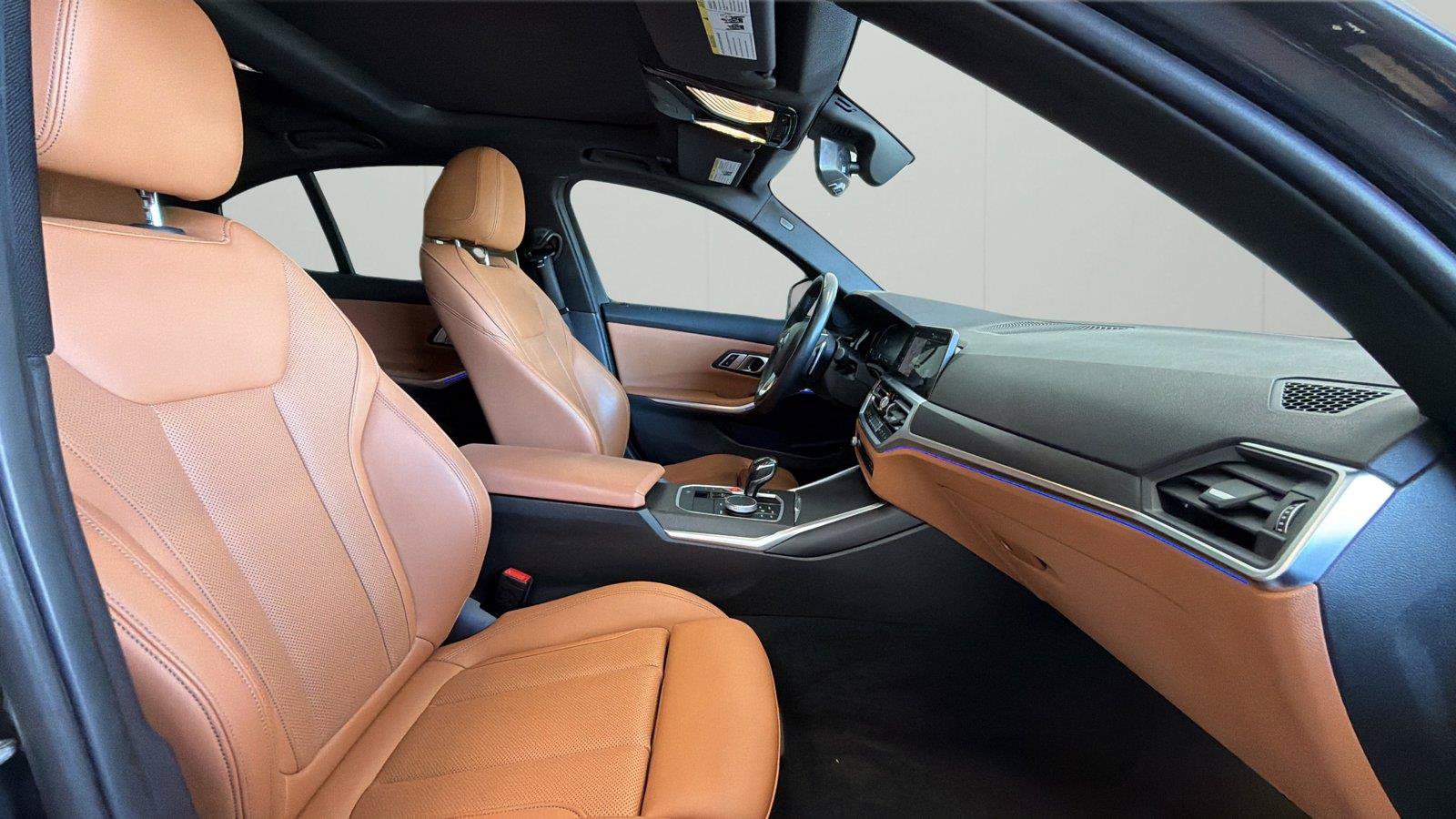 Used 2022 BMW 330i Sedan w/ Premium Package 2 RWD image 14