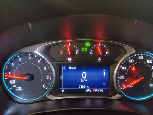 Used 2020 Chevrolet Equinox LT image 23