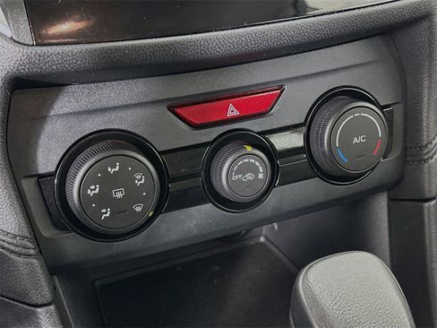 Used 2017 Subaru Impreza 2.0i image 12