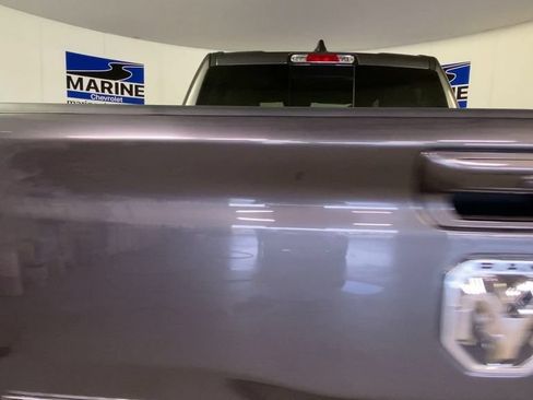 Used 2022 RAM 1500 Big Horn AWD/4WD image 9