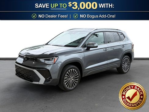 Used 2025 Volkswagen Taos SE FWD image 1