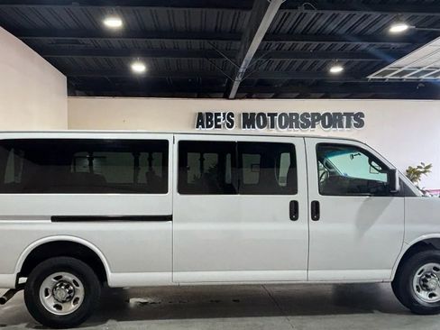 Used 2016 Chevrolet Express 3500 LT w/ LT Preferred Equipment Group RWD image 9