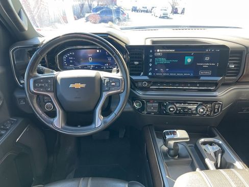 Used 2023 Chevrolet Silverado 1500 High Country w/ High Country Premium Package AWD/4WD image 21