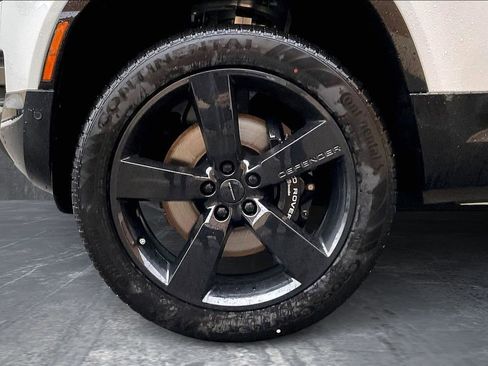 New 2026 Land Rover Defender 110 V8 image 13