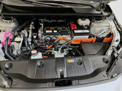 Used 2024 Toyota bZ4X XLE w/ Weather Package image 36