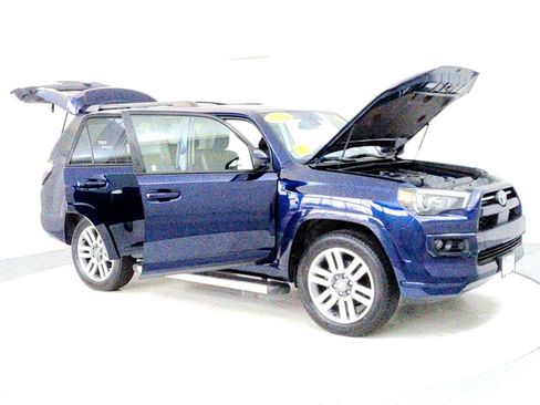 Certified 2022 Toyota 4Runner TRD Sport image 12