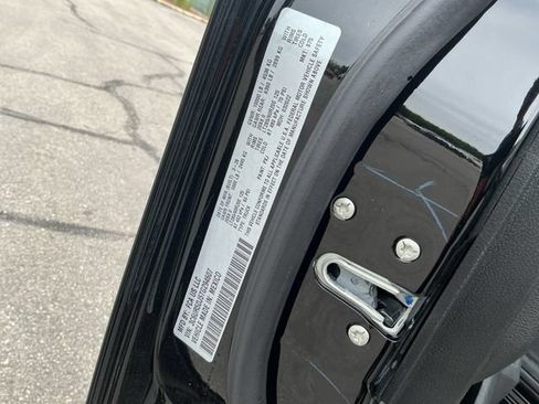 New 2026 RAM 2500 Big Horn AWD/4WD image 13