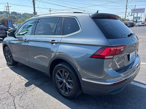 Used 2024 Volkswagen Tiguan SE AWD/4WD image 5