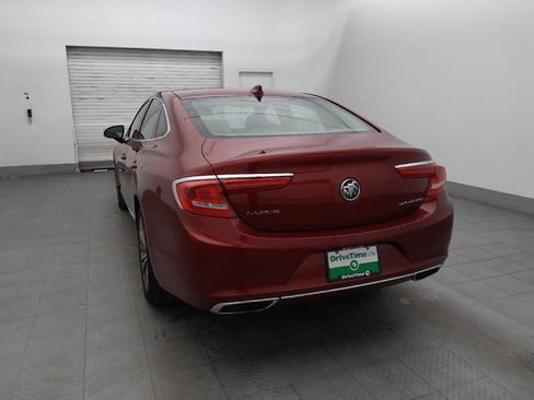 Used 2018 Buick LaCrosse Essence image 6