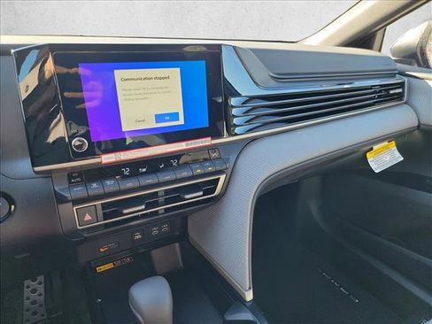 New 2026 Toyota Camry SE image 18