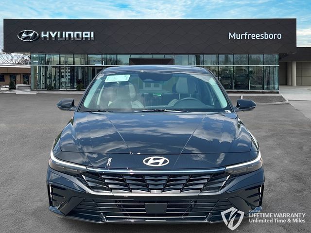 New 2026 Hyundai Elantra Limited FWD image 2