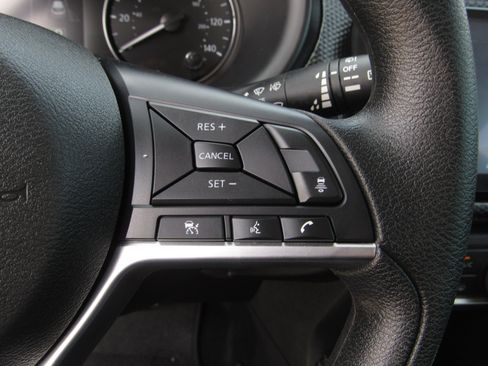 Used 2024 Nissan Kicks SV image 24