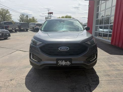 Used 2024 Ford Edge SEL w/ Sport Appearance Package AWD/4WD image 3