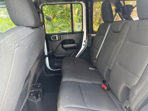Used 2021 Jeep Wrangler Unlimited Sport image 11