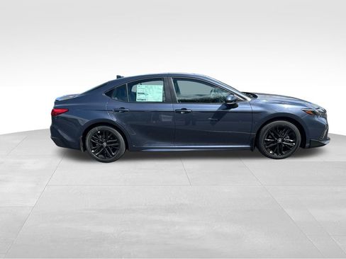 New 2026 Toyota Camry SE image 6